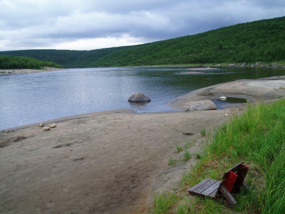 Lohi-Aslakin Lomamoekit Villa Utsjoki Luaran gambar